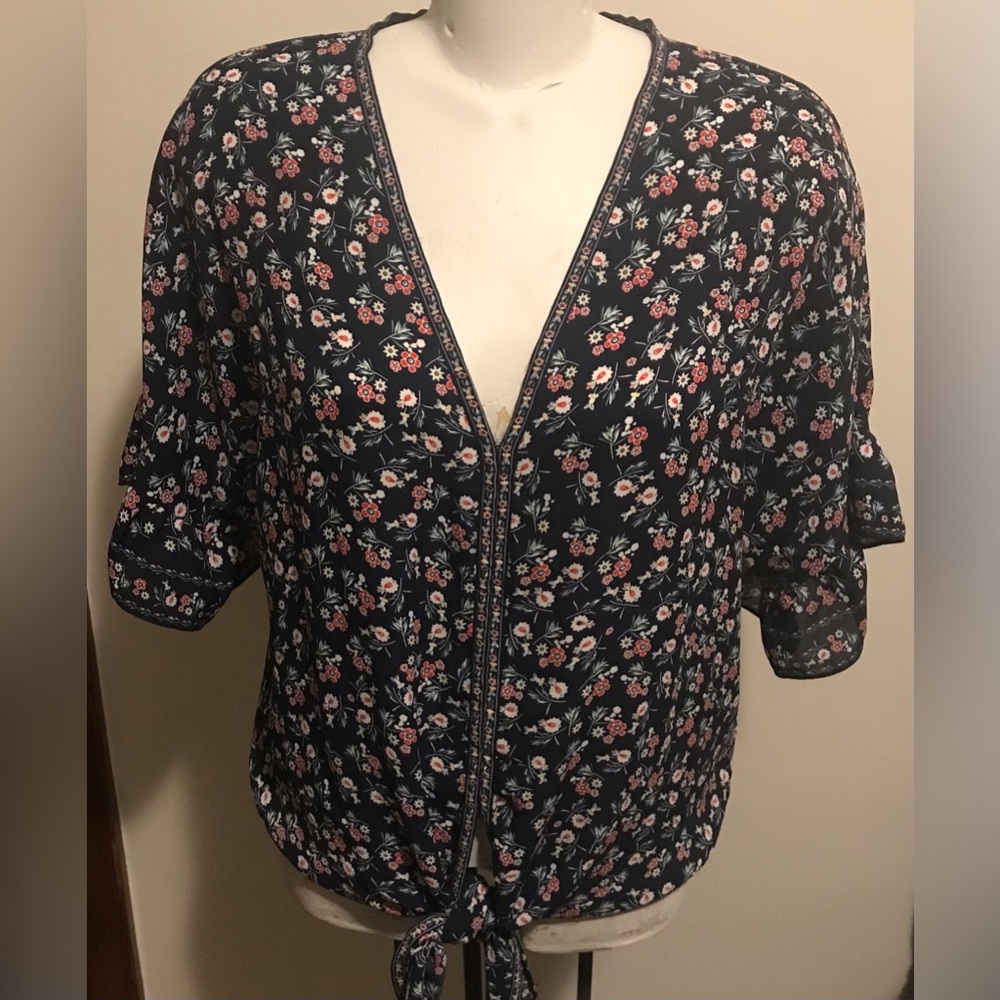Max Studio Floral Navy Tie Waist Women's Top - Size M